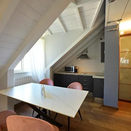 Daire Black Loft *