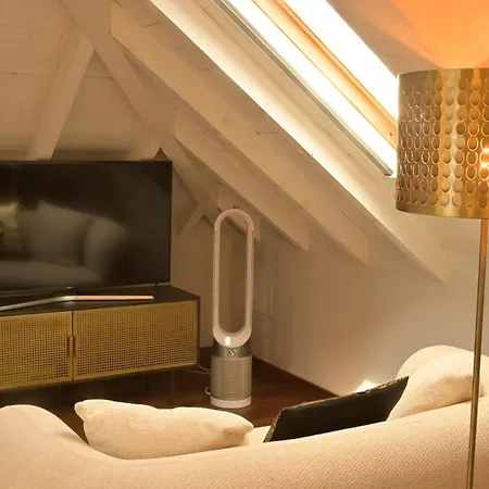 Black Loft *