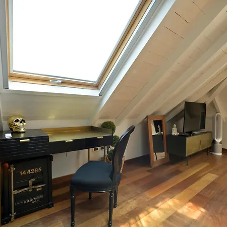Black Loft Daire *
