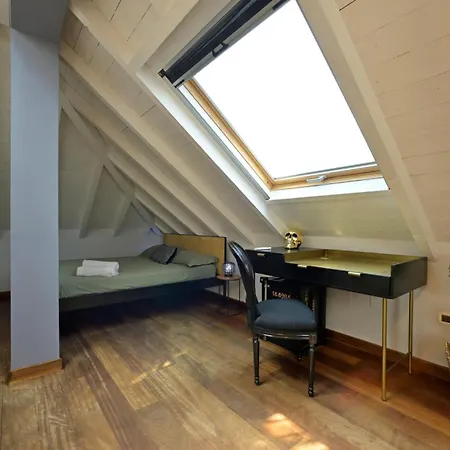 Daire Black Loft